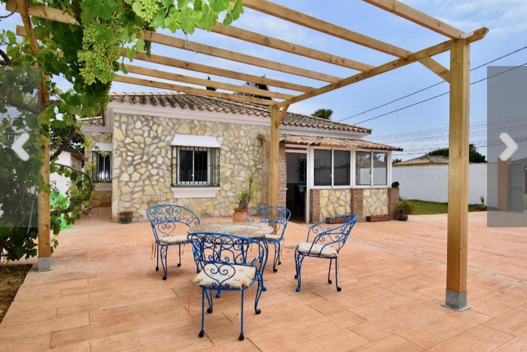 Chalet Villa Caulina Chiclana de la Frontera Esterno foto