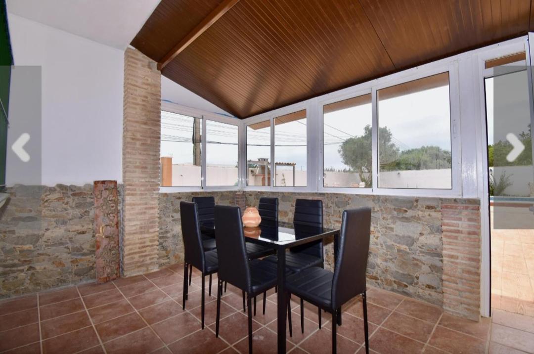 Chalet Villa Caulina Chiclana de la Frontera Esterno foto